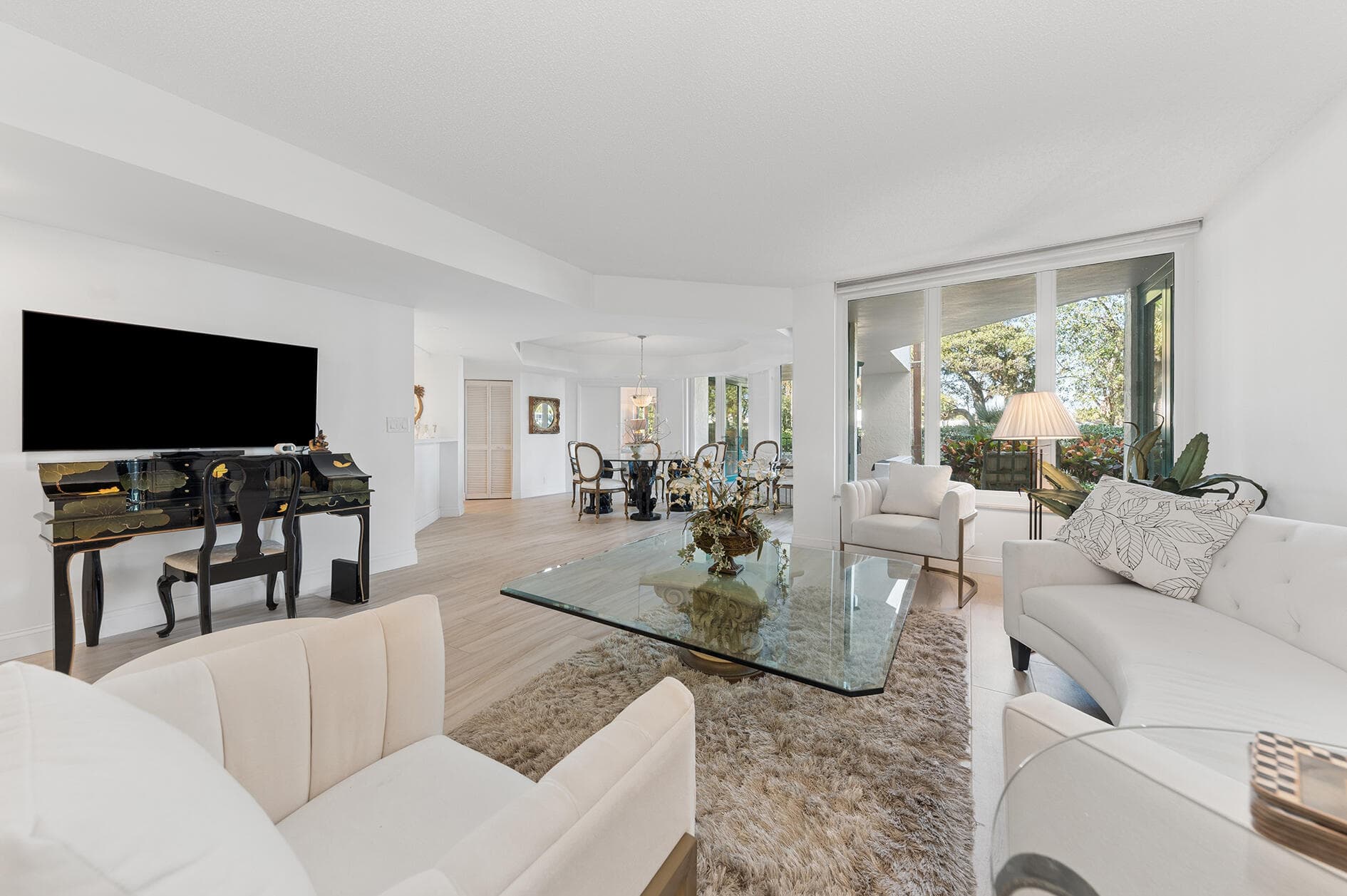 100 SE 5th Avenue Unit 102