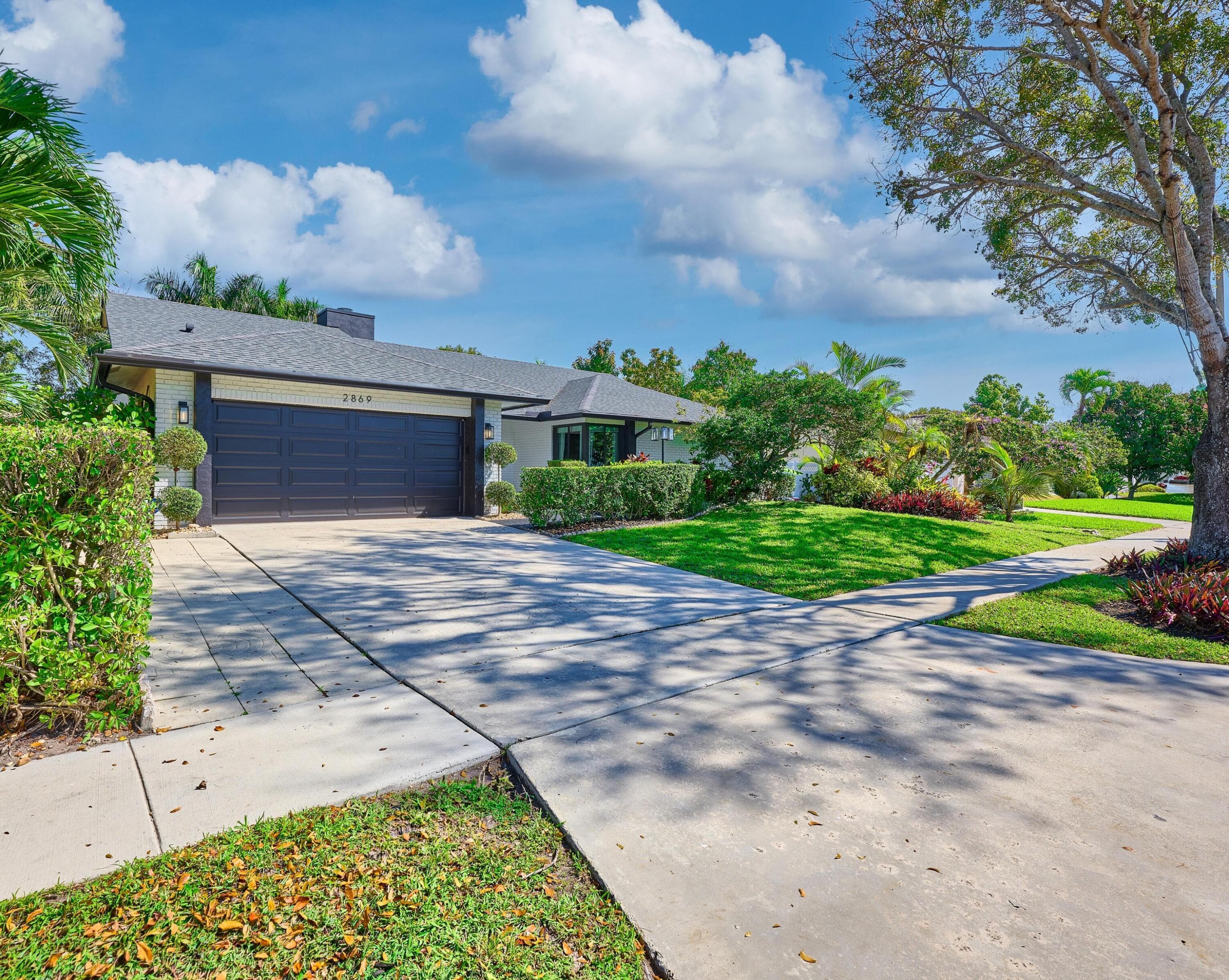 2869 NW 34th Street - Photo 3