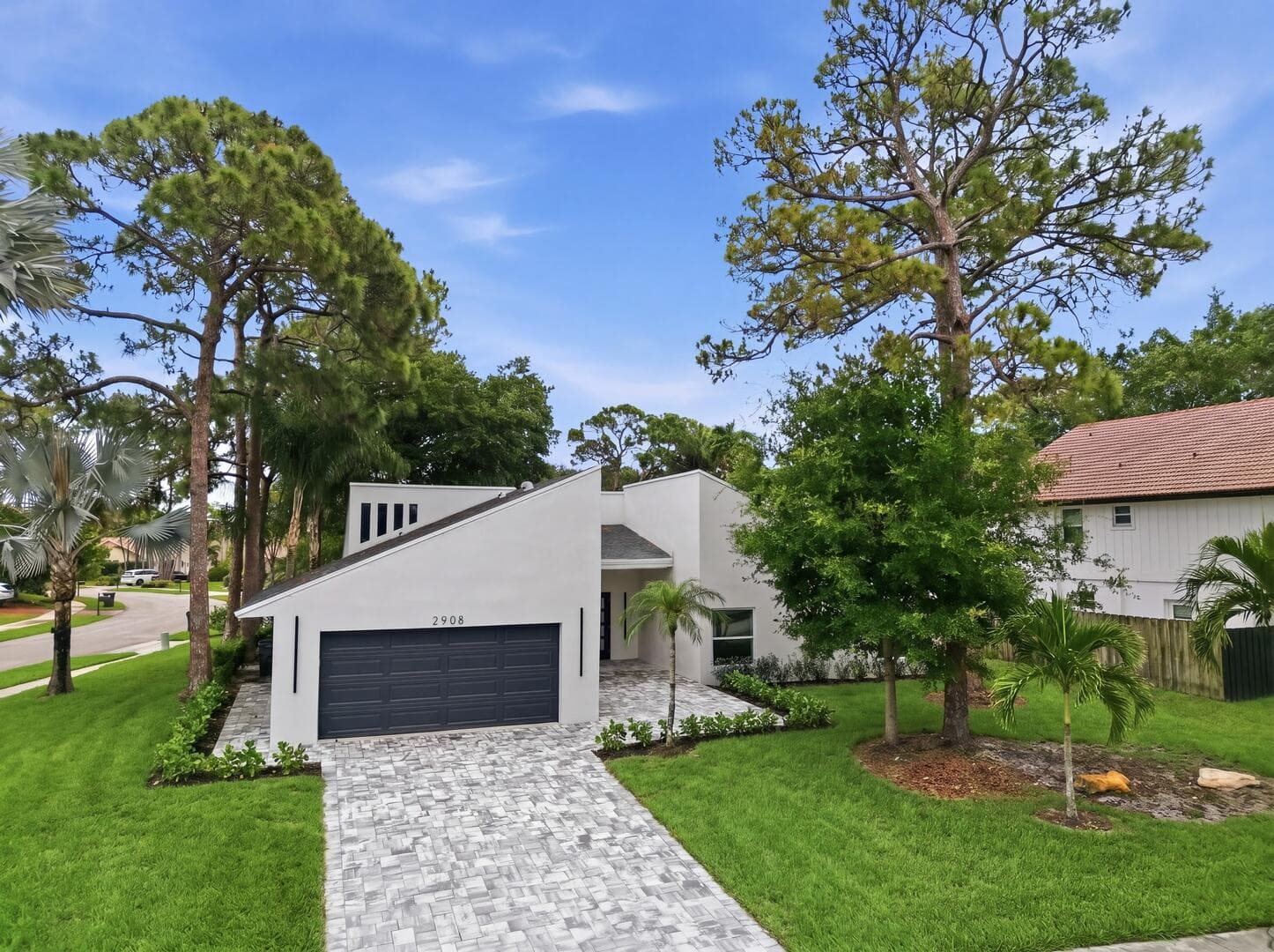 2908 NW 24th Way - Photo 3